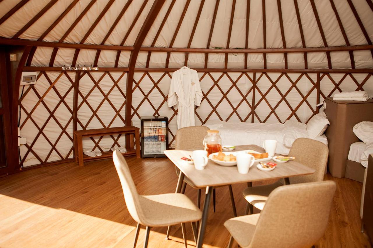 Terelj Resort Bayan Bulagiin Hural Esterno foto