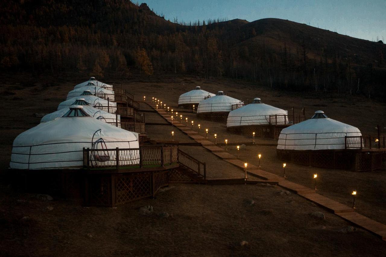 Terelj Resort Bayan Bulagiin Hural Esterno foto