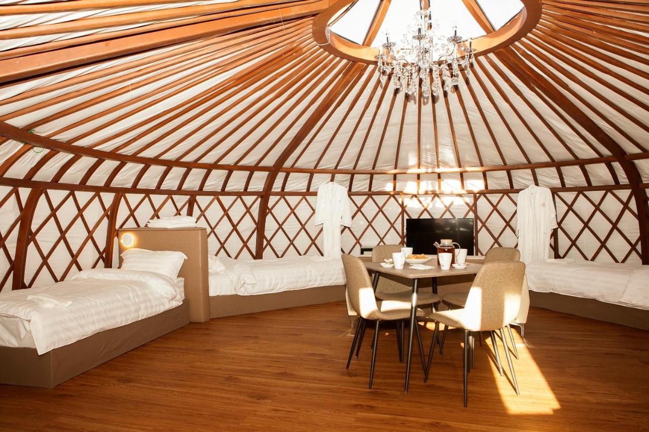 Terelj Resort Bayan Bulagiin Hural Esterno foto