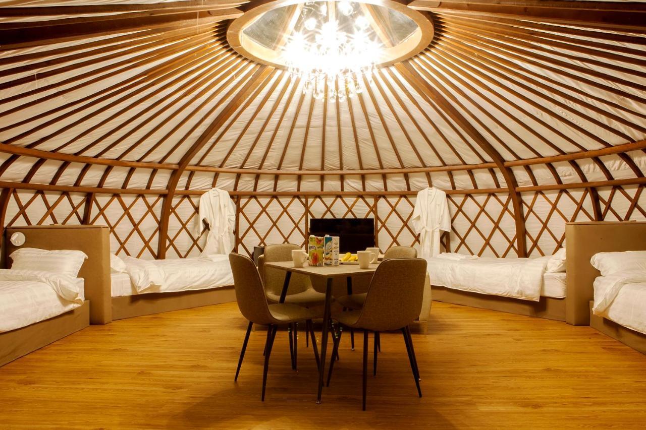 Terelj Resort Bayan Bulagiin Hural Esterno foto