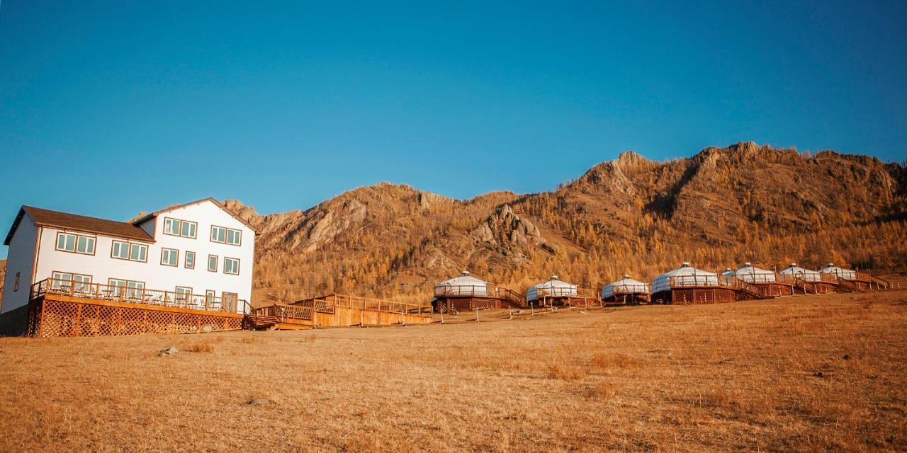 Terelj Resort Bayan Bulagiin Hural Esterno foto