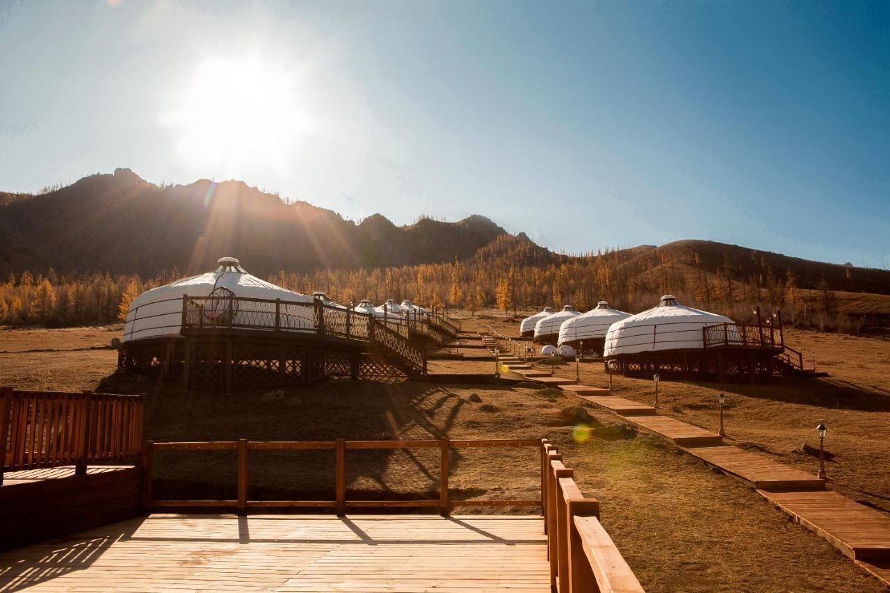 Terelj Resort Bayan Bulagiin Hural Esterno foto